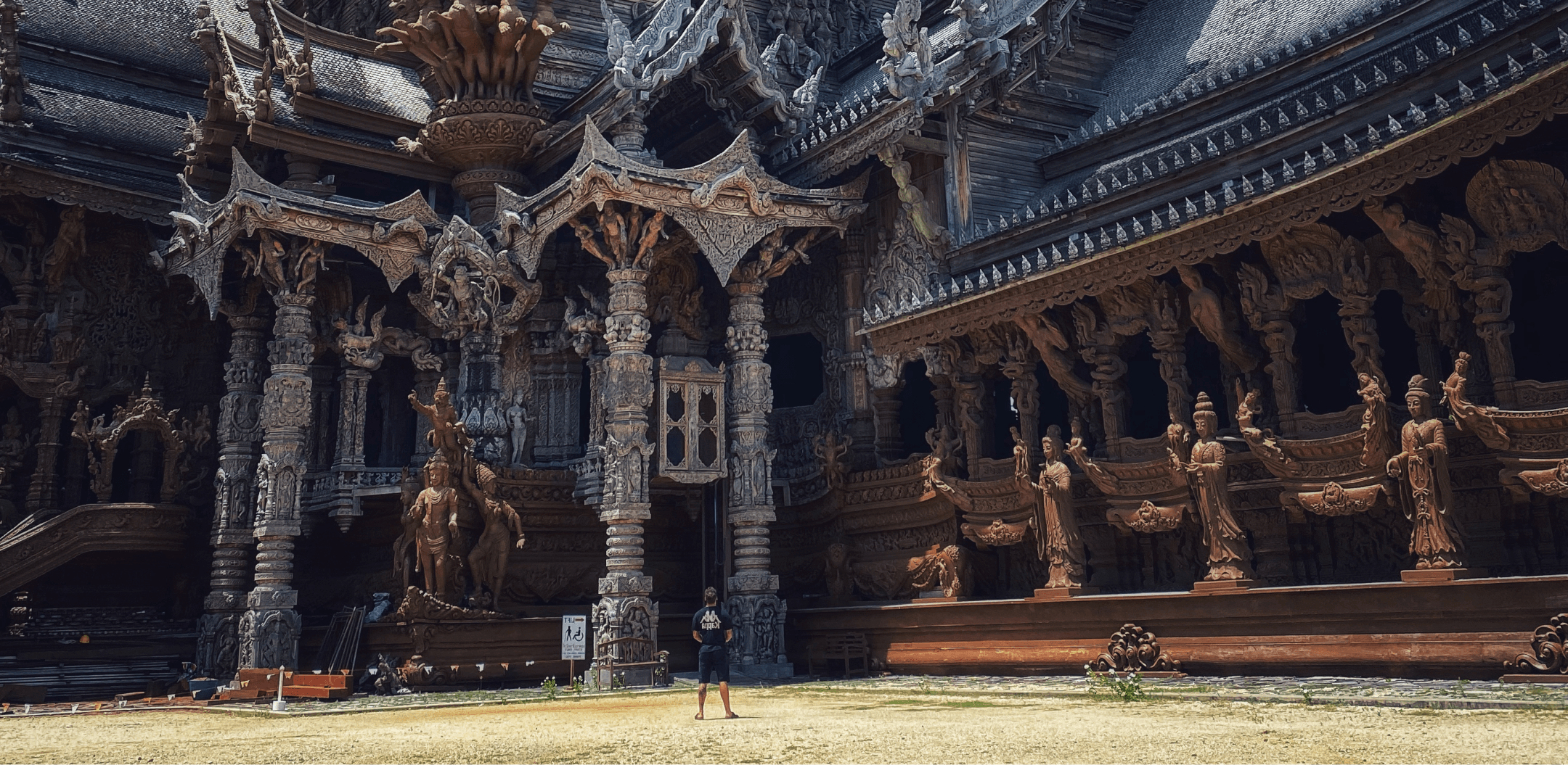 Find the best places with SpotPin Discover local treasures with SpotPin together