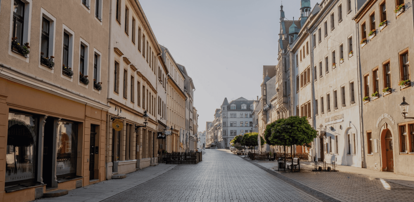 Sharing Recommendations in the SpotPin Community Sustainable recommendations from SpotPin users